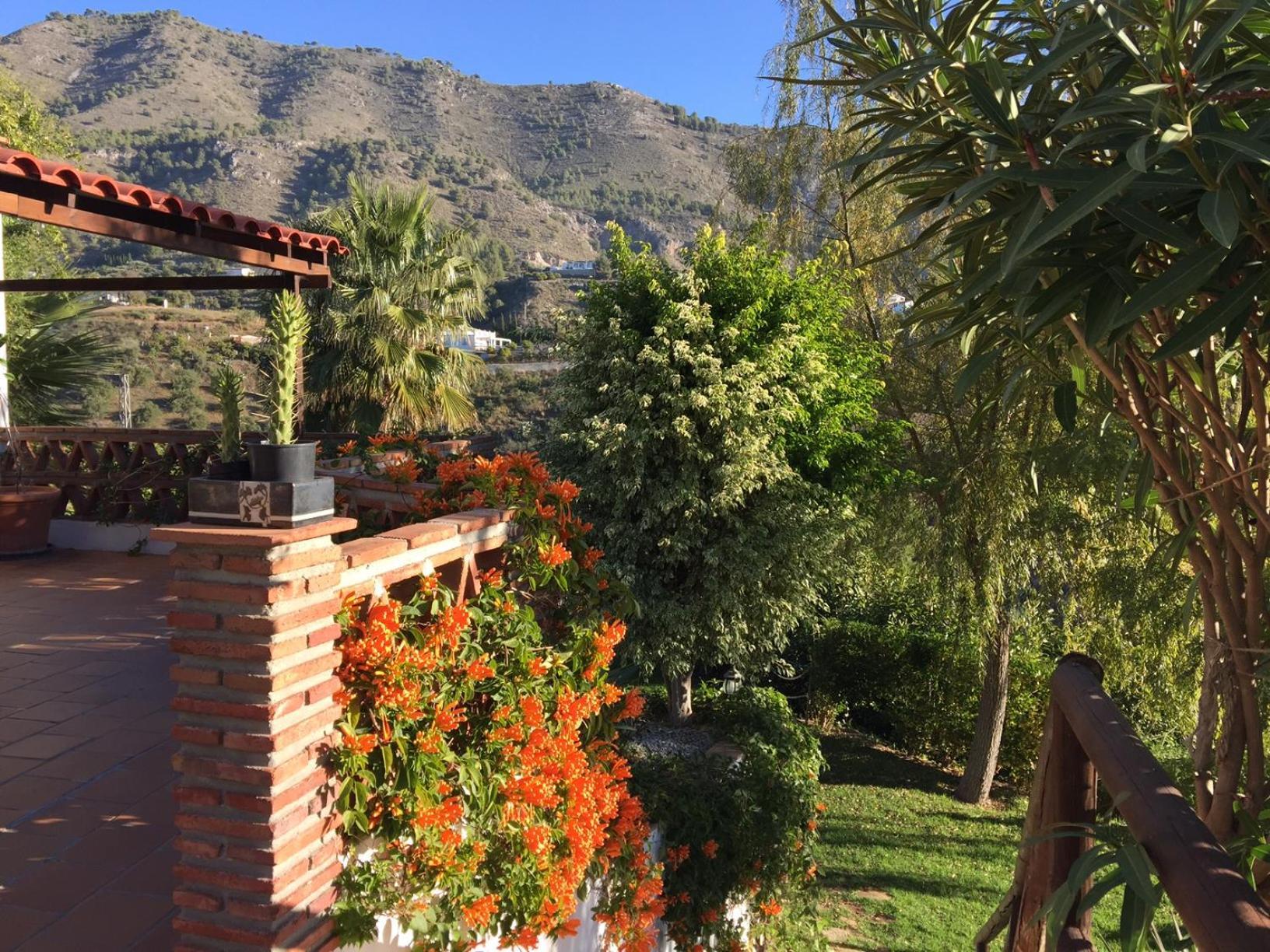 Casa Rural Alqueria Del Duende Frigiliana Exteriör bild